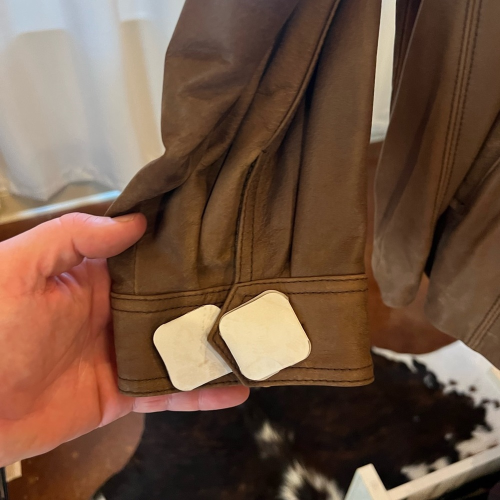 Leather Jacket - Picture 3 of 6